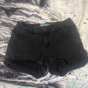 Wax Jean Women's Black Shorts